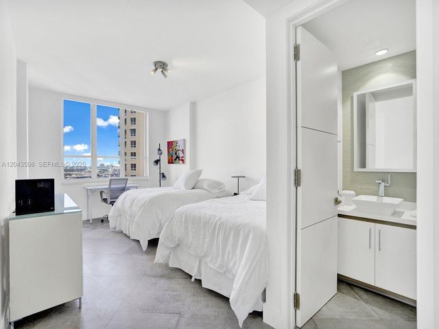 888 Brickell Key Drive 2412, Miami, FL 33131