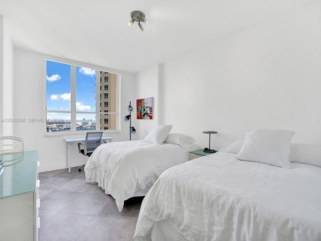 888 Brickell Key Drive 2412, Miami, FL 33131