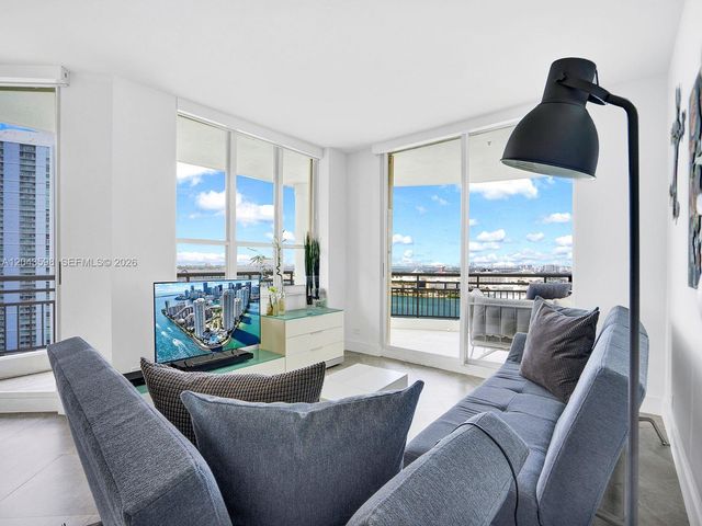 888 Brickell Key Drive 2412, Miami, FL 33131
