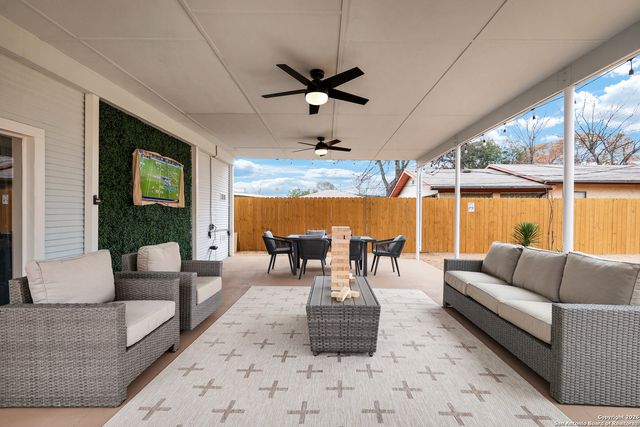 1917 W Huisache, San Antonio, TX 78201