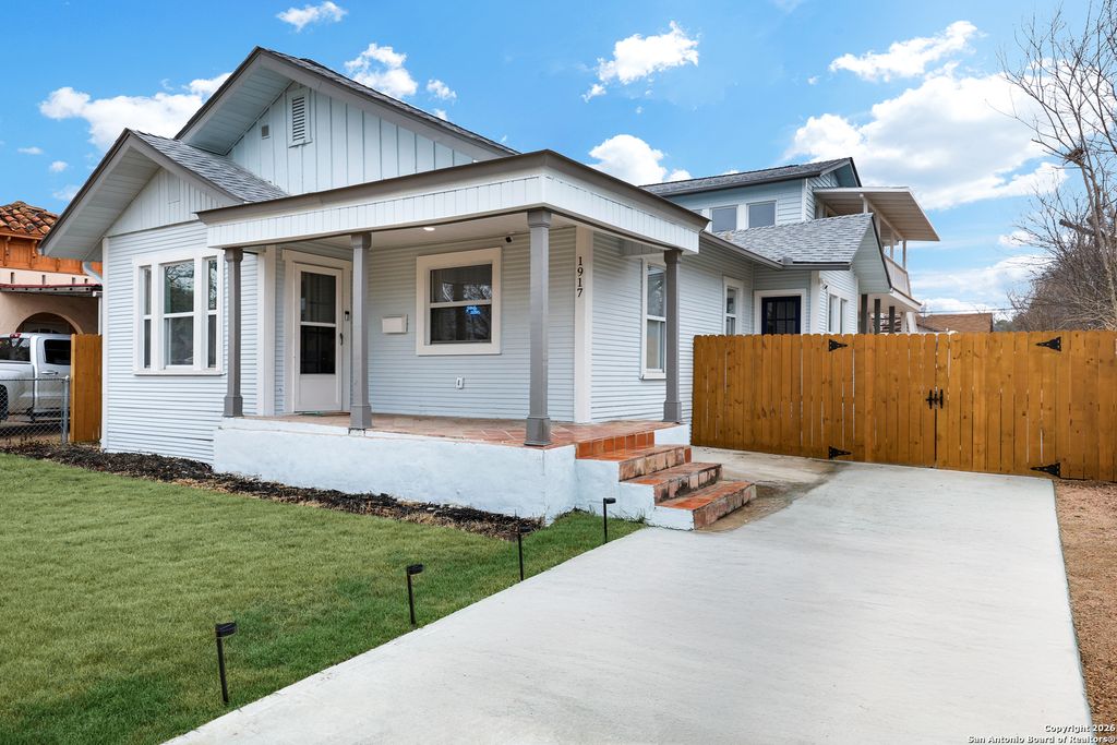 1917 W Huisache, San Antonio, TX 78201