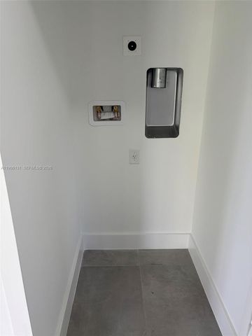 2421 NW 153rd St 0, Miami Gardens, FL 33054