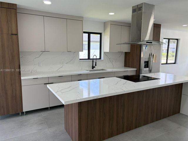 2421 NW 153rd St 0, Miami Gardens, FL 33054