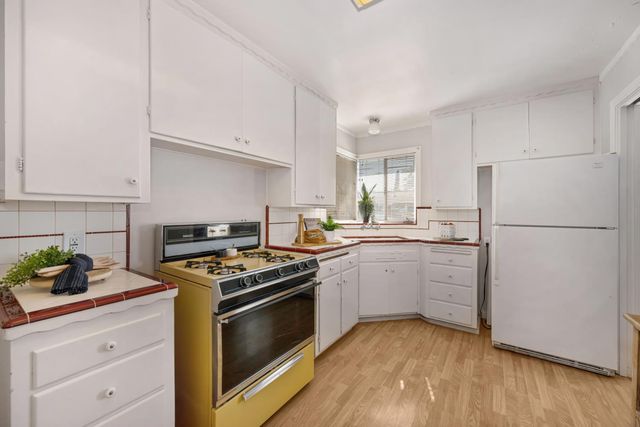 5625 V St, Sacramento, CA 95817