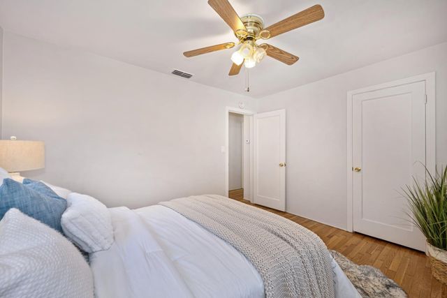 5625 V St, Sacramento, CA 95817