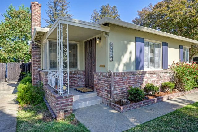5625 V St, Sacramento, CA 95817