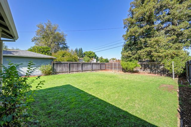 5625 V St, Sacramento, CA 95817
