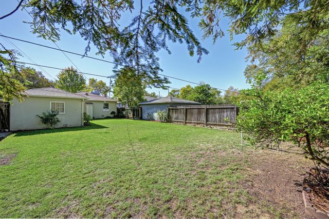 5625 V St, Sacramento, CA 95817