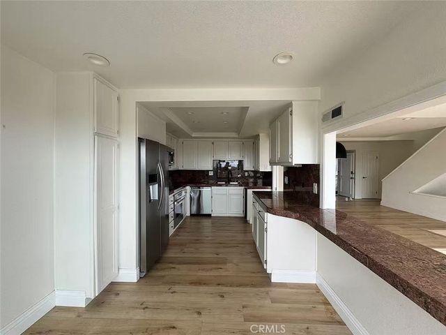 28 Ima Loa Ct, Newport Beach, CA 92663