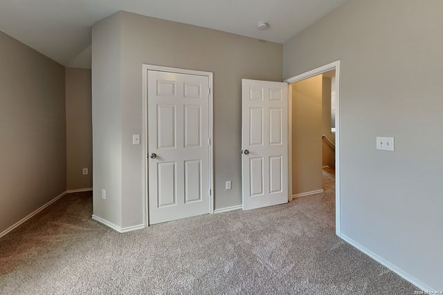 5727 Canterbury Run, San Antonio, TX 78228