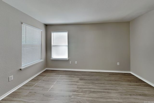 5727 Canterbury Run, San Antonio, TX 78228