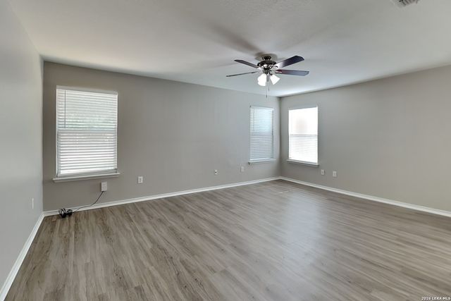 5727 Canterbury Run, San Antonio, TX 78228