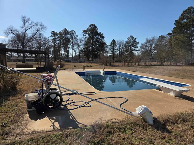 4205 Ryburn Rd, Pine Bluff, AR 71603