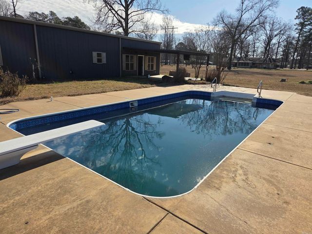 4205 Ryburn Rd, Pine Bluff, AR 71603