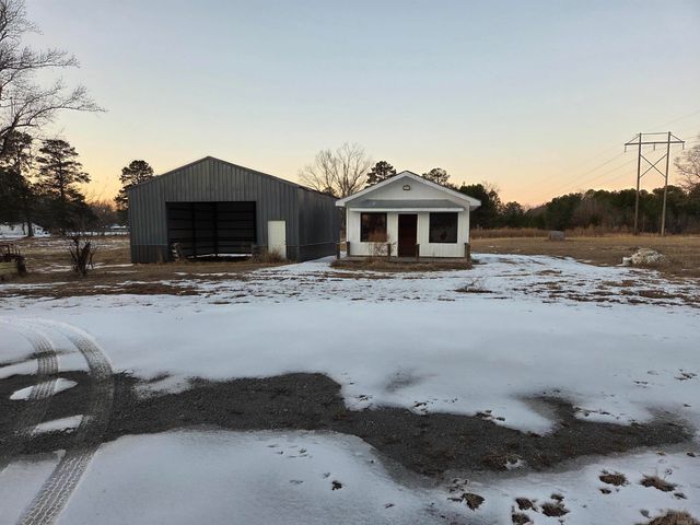 4205 Ryburn Rd, Pine Bluff, AR 71603