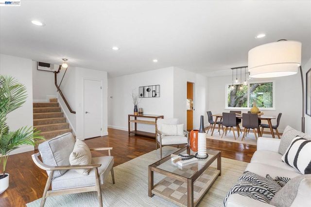 19252 Masterson Pl, Castro Valley, CA 94552