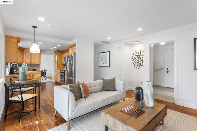 19252 Masterson Pl, Castro Valley, CA 94552