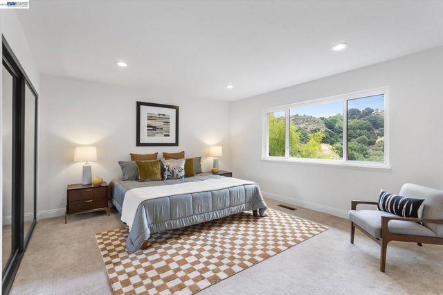 19252 Masterson Pl, Castro Valley, CA 94552