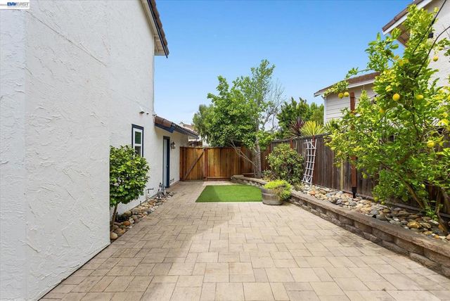 19252 Masterson Pl, Castro Valley, CA 94552