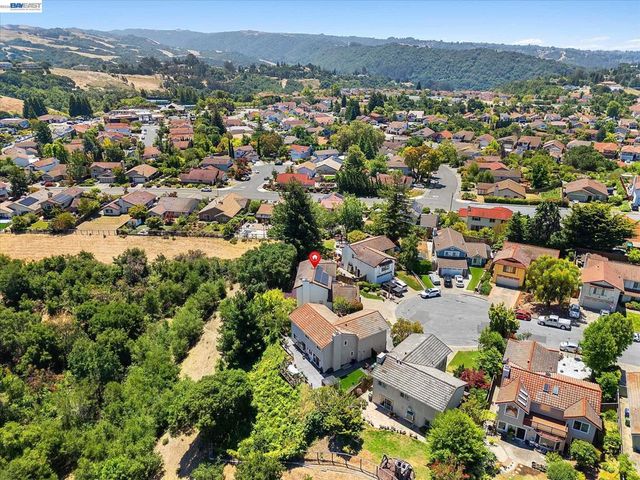 19252 Masterson Pl, Castro Valley, CA 94552