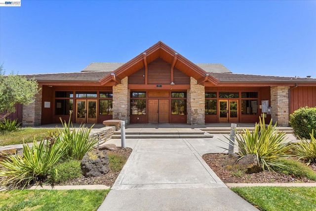19252 Masterson Pl, Castro Valley, CA 94552