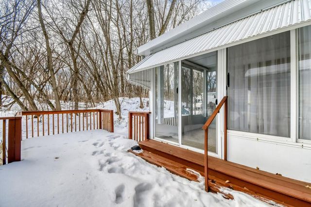 6467 13th Street N, Oakdale, MN 55128