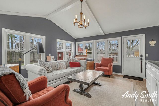 186 W 27th Street, Holland, MI 49423