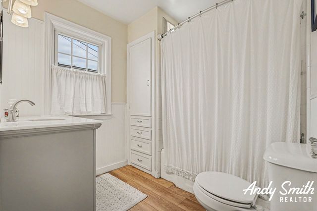 186 W 27th Street, Holland, MI 49423