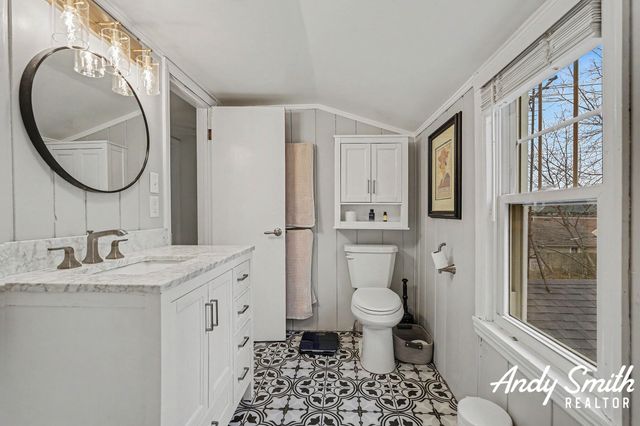 186 W 27th Street, Holland, MI 49423