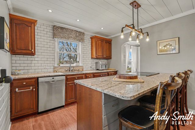 186 W 27th Street, Holland, MI 49423