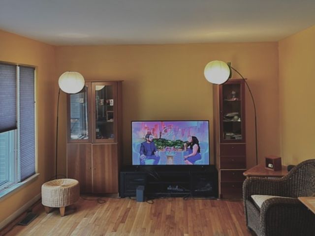 807 S Owen Street, Mount Prospect, IL 60056