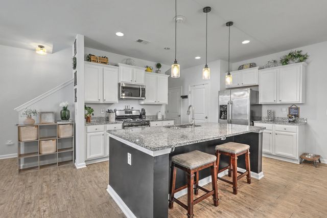 9786 Seed Street, Ladson, SC 29456