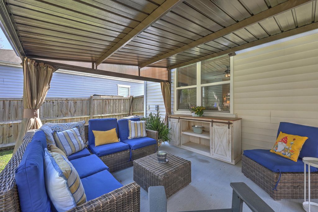 9786 Seed Street, Ladson, SC 29456