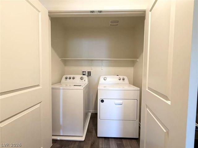 9126 Hitmaker Street, Las Vegas, NV 89113