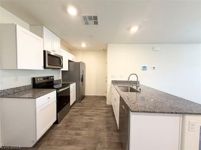 9126 Hitmaker Street, Las Vegas, NV 89113