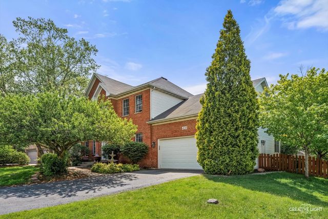 424 Camden Circle, Oswego, IL 60543