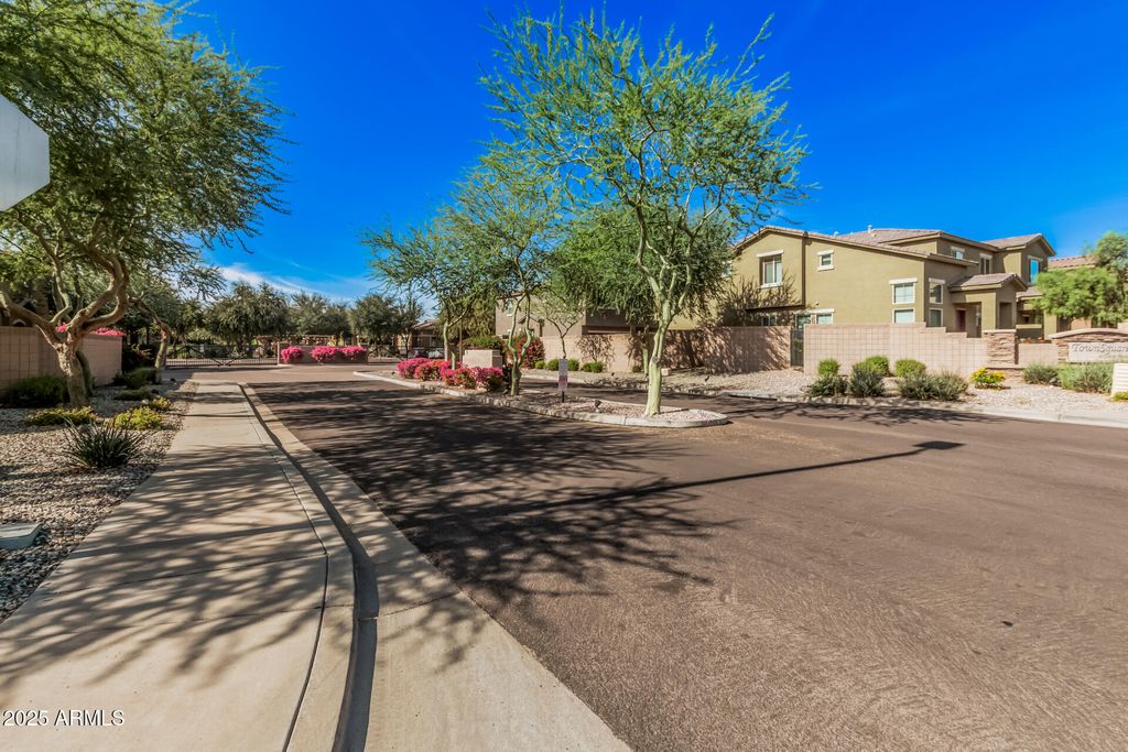 15240 N 142ND Avenue 1124, Surprise, AZ 85379 — photo 2