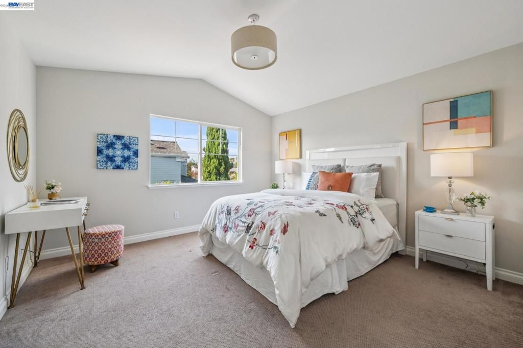 Image 17 of property listing at 35 Britt Ct, Alameda, CA 94502