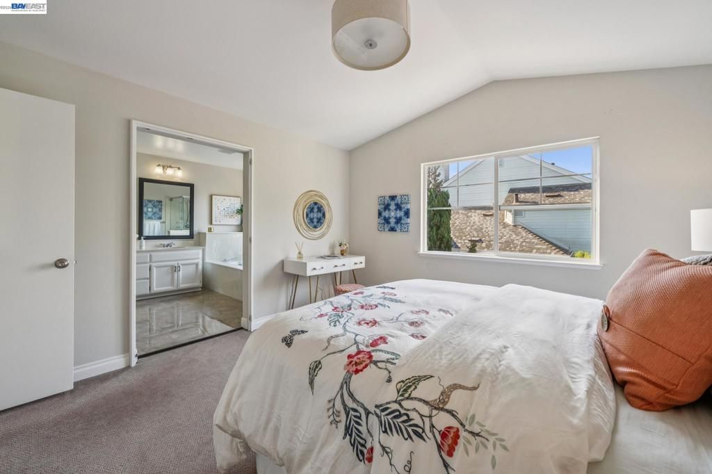 Image 18 of property listing at 35 Britt Ct, Alameda, CA 94502