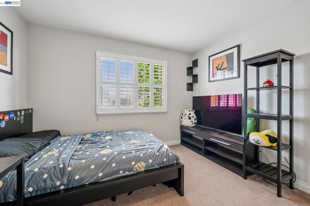 Image 28 of property listing at 35 Britt Ct, Alameda, CA 94502