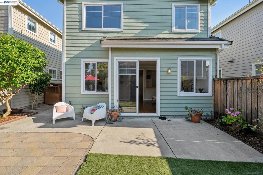 Image 35 of property listing at 35 Britt Ct, Alameda, CA 94502
