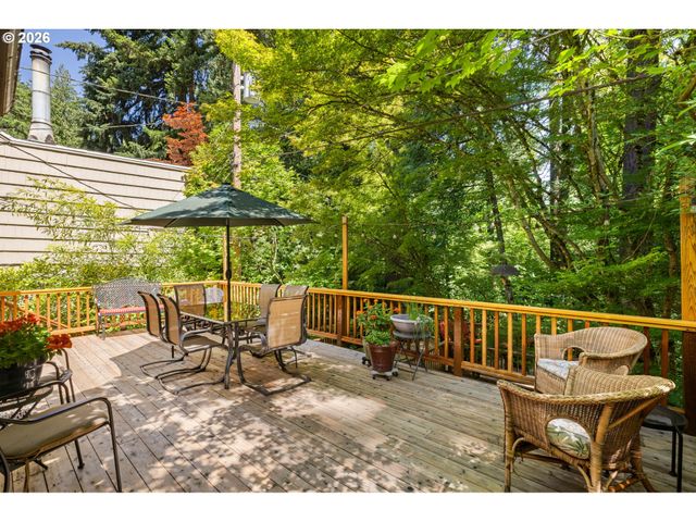 1546 Sw UPLAND Dr, Portland, OR 97221