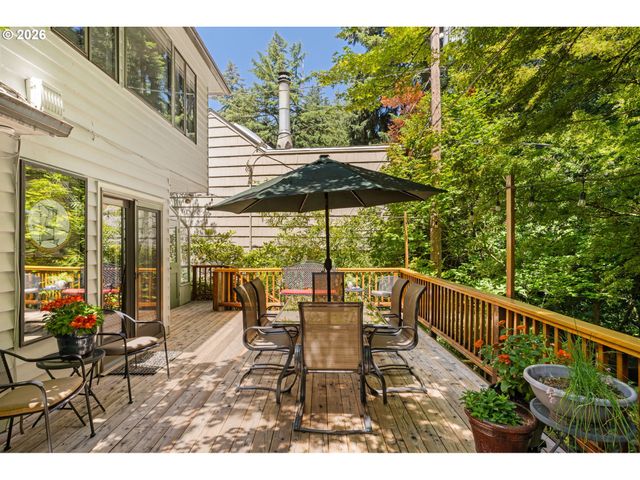 1546 Sw UPLAND Dr, Portland, OR 97221
