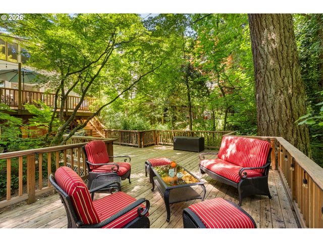 1546 Sw UPLAND Dr, Portland, OR 97221