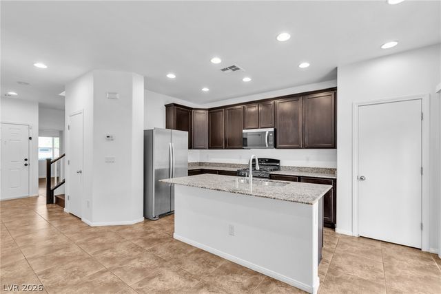 10277 Gibson Isle Drive, Las Vegas, NV 89166