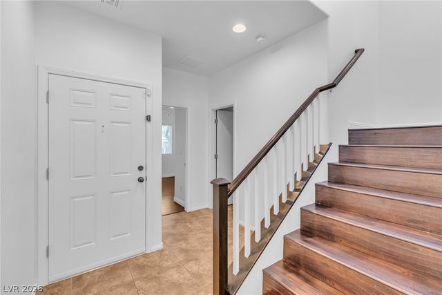 10277 Gibson Isle Drive, Las Vegas, NV 89166