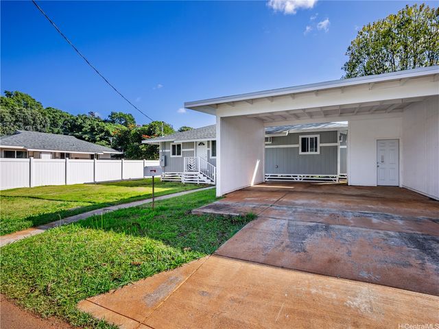 1301 California Avenue 12, Wahiawa, HI 96786