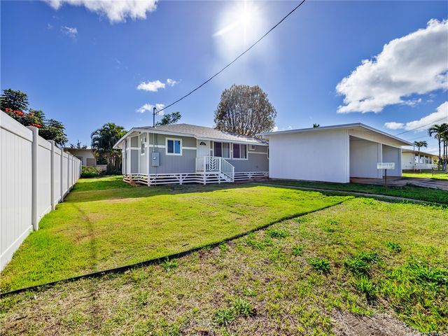 1301 California Avenue 12, Wahiawa, HI 96786