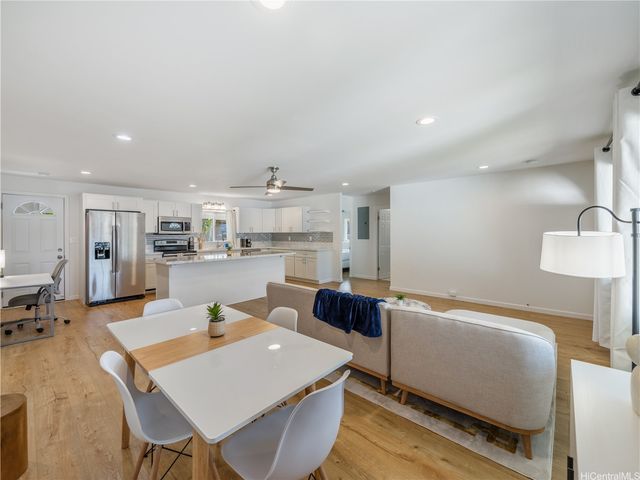1301 California Avenue 12, Wahiawa, HI 96786