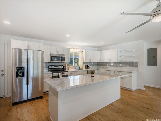 1301 California Avenue 12, Wahiawa, HI 96786